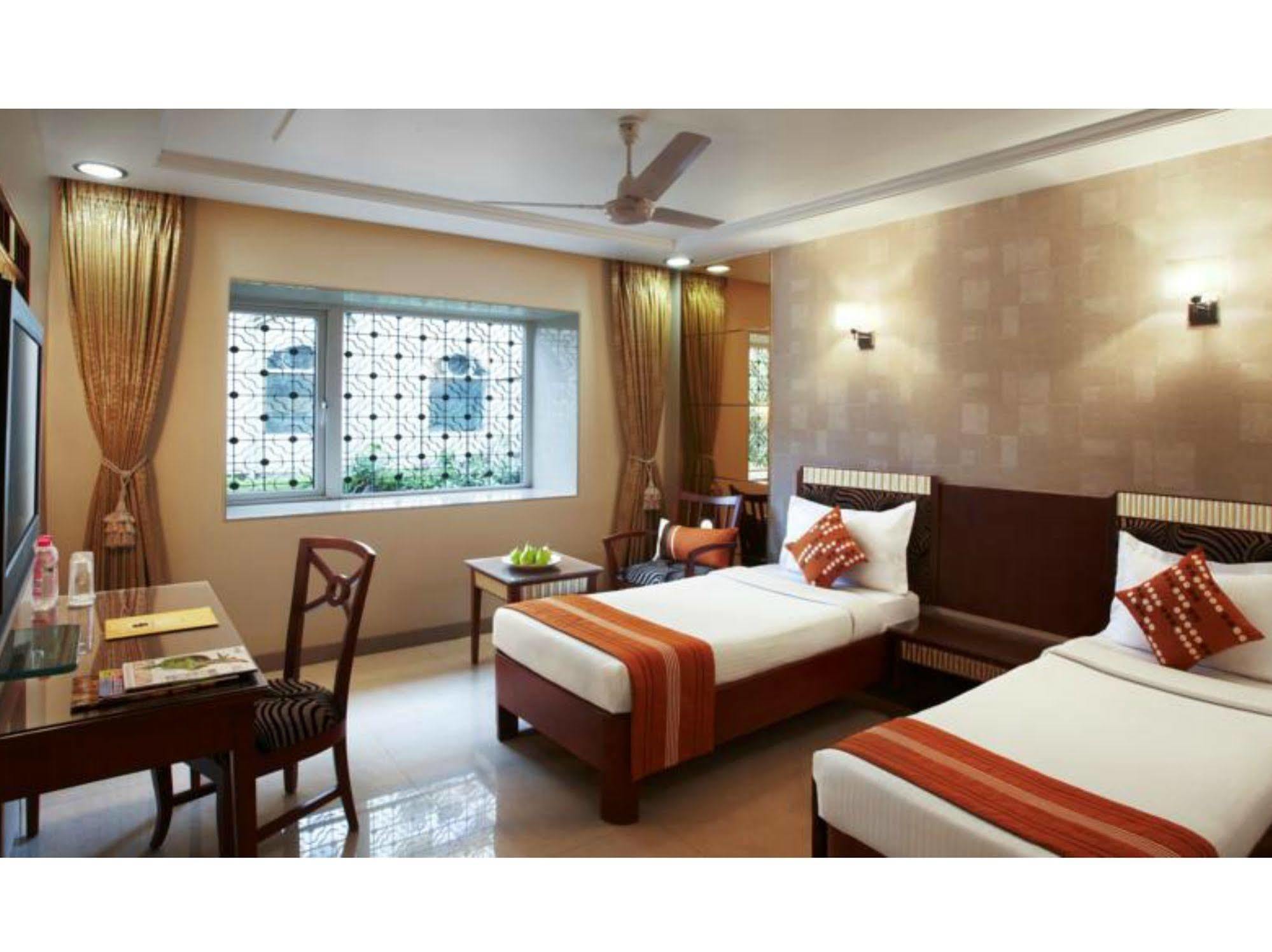 Hotel Suba Palace Near Gateway Of India Mumbai Luaran gambar